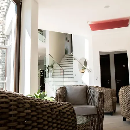 Der Almhof Hotel