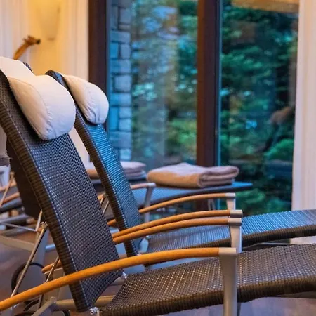 Der Almhof Hotel 4*