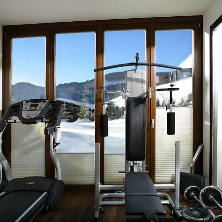 Ξενοδοχείο Der Almhof 4*