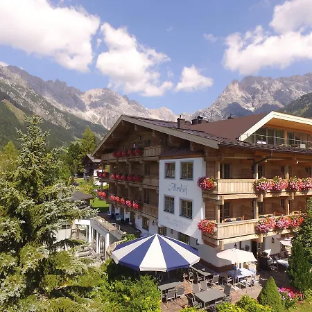 Hotel Der Almhof